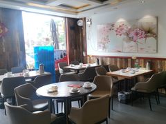 -五谷丰登农家院·地道胶东菜·海鲜烧烤(威海店)