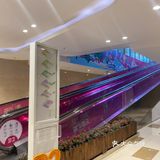 长阳京投港垃圾商场，混乱无管理。