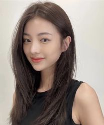 -丝语萱形象