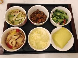 -爱陪伴一对一月子中心(融侨店)