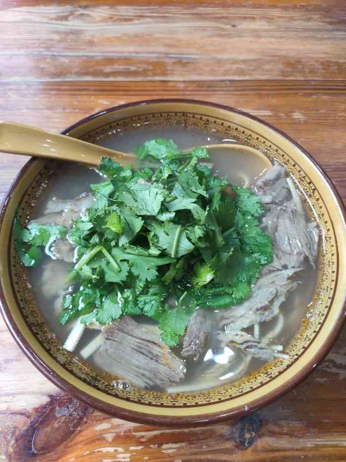 古法传统·牛肉汤-"昨天晚上下班回来以后,有点晚了,肚子又.