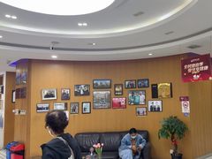 -雅悦齿科(顾村公园店)