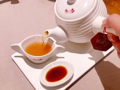 海椰皇炖乌鸡-尚一汤·粤菜海鲜(环球港店)