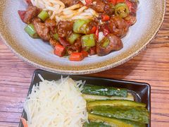 -醉牛腩·面小馆