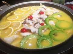 -山城外·非遗酸菜鱼(蜀都万达店)