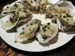 蒜蓉粉丝蒸生蚝-蚝美人·生蚝海鲜烧烤(茶花园店)
