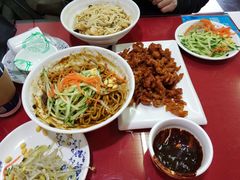-老天津卫炸酱面(河北路店)