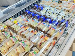 -85度C(生甜甜圈研究工坊·上海平凉店)