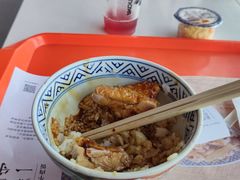 -吉野家(秀谷店)