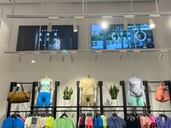 -lululemon(比斯特购物村店)