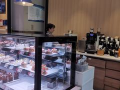 -巴黎贝甜(大宁国际商业广场店)