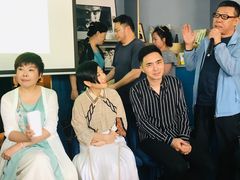 -物质生活书·酒吧