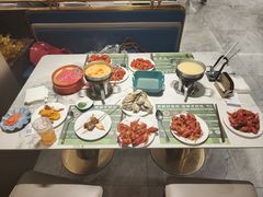 -金马门国际美食百汇(珞喻路店)
