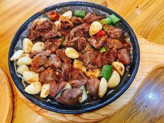 -老东镇啤酒屋海鲜加工·蒸汽海鲜·海鲜烧烤(台东店)