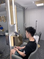 -即型男士理发工作室