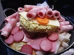 -炙韩料理·部队锅专门店