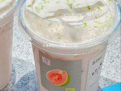 -喜茶(北京华贸购物中心店)