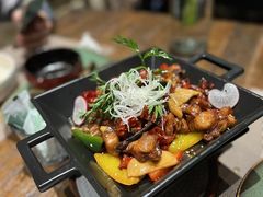 暖粒粒鸡腿肉煲-喜洲吧·江畔老船厂·庭院餐厅(喜临院店)
