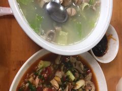 -茅屋大酒店