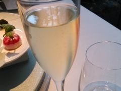 -AZUR聚(香格里拉饭店)