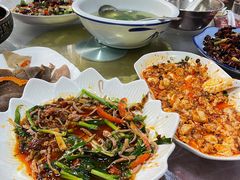 -洪霞餐馆
