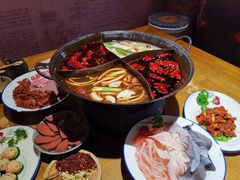 -白乐天毛肚火锅馆(南滨路店)