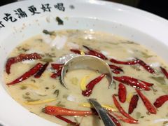 -江渔儿酸菜鱼·拔草餐厅(虎门君乐汇店)
