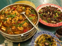 -牟记江湖重庆地标特色菜鱼蛋海鲜无刺鲫鱼(巴南区黑金冠十多年好店)