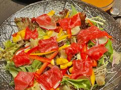 -铭牛烧肉·和牛海鲜自助(高新月牙湖店)