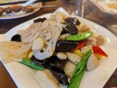 荷塘月色-烤肉季饭庄