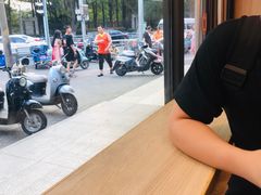 -CoCo都可(嘉兴学院店)