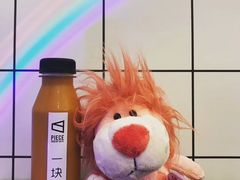 餐具摆设-一块甜品店