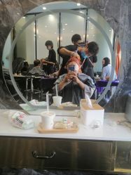 点击看大图 -发源地HAIR SALON