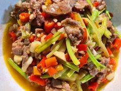 小炒黄牛肉-洞庭土菜小炒馆(易发广场店)