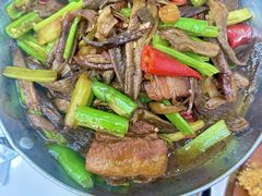 -丹水桥地锅鱼·翘嘴鲌·地方特色全鱼宴(丹江口大坝店)