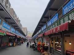 -岳砦海鲜农贸市场