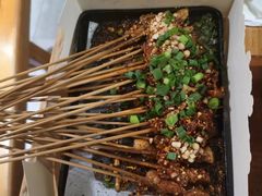 泼辣猪小串-木屋烧烤(双榆树店)