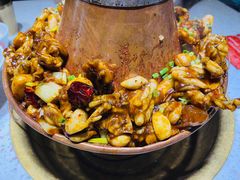 -老佛爷铜炉蛙锅(挂绿店)