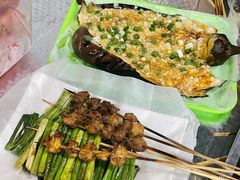 -蚝哥花姐湛江烤生蚝(美丽湾市场店)