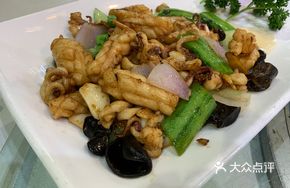 Lotus Root, Lily Bulb, and Celery Stir-Fry