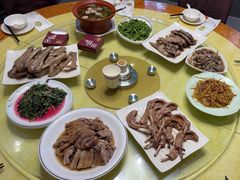 -冯氏吴山贡鹅(206国道店)