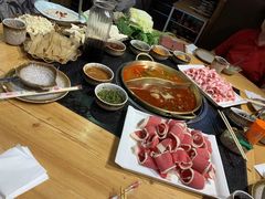 -顶顶汤火牛排火锅·经典铜锅涮肉