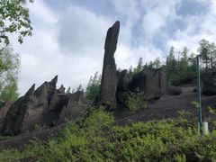 -峡谷浮石林景区