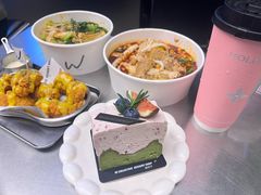 -W COLLECTIVE  DESSERT SHOP
