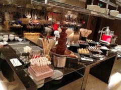 -上海西藏大厦万怡自助餐厅(徐汇店)