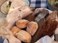 -皇冠自酿啤酒坊(中国红街5号楼店)