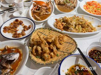 不能出省那么我们就来舟山吃几天海鲜，只吃了两天了
