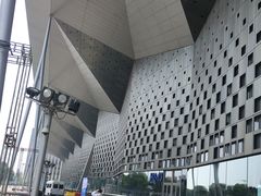 -东浩兰生上海世博展览馆