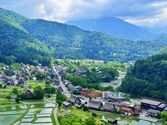 -白川乡与五箇山的合掌构造村落