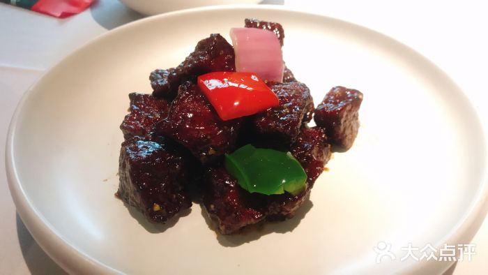 玫瑰厅上海菜(兴国路店)黑椒牛肉粒图片
